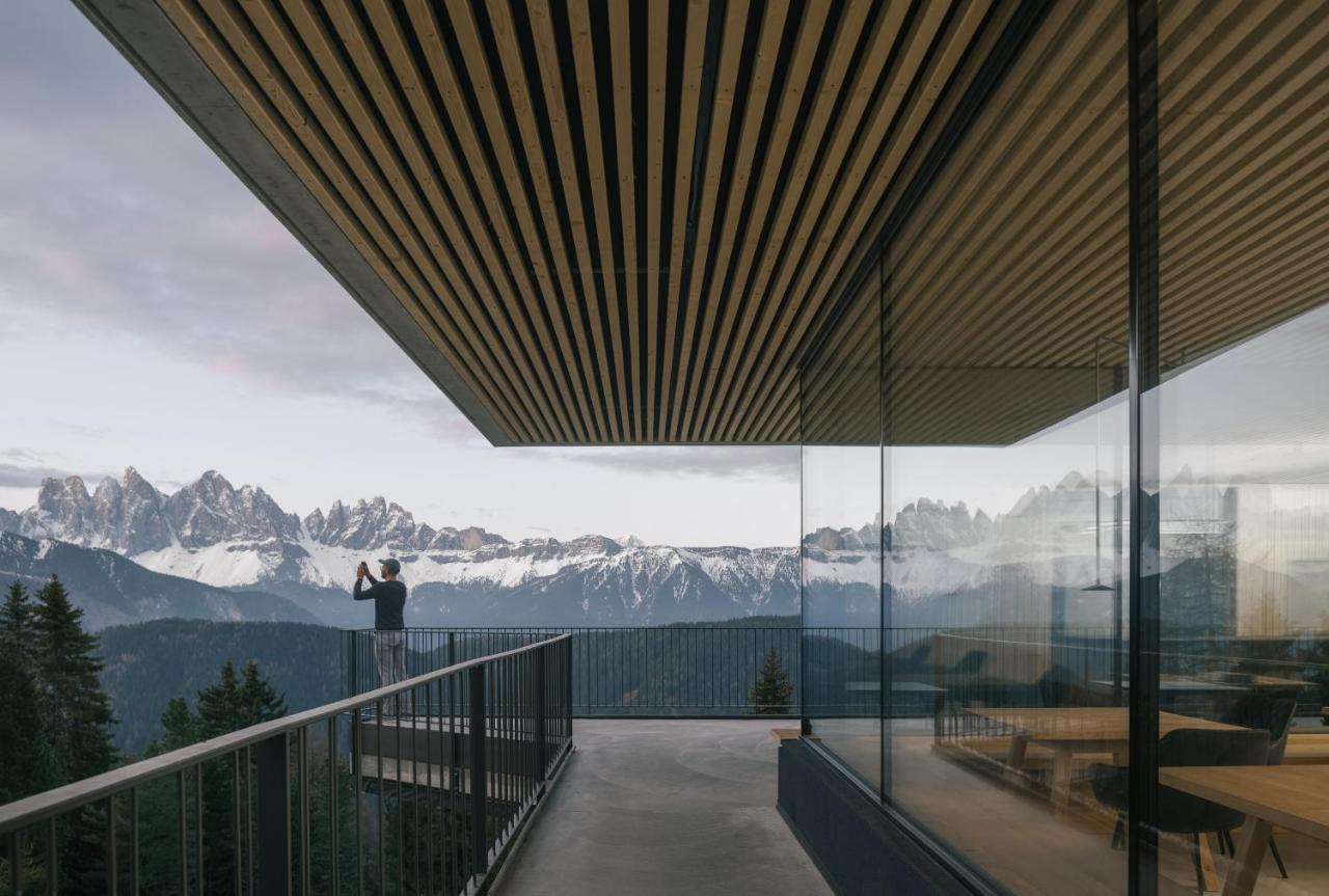 Anders Mountain Suites 1 Bresanona Exterior foto